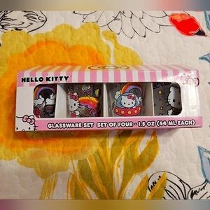 NIB Hello Kitty Set of 4 Shot Glasses